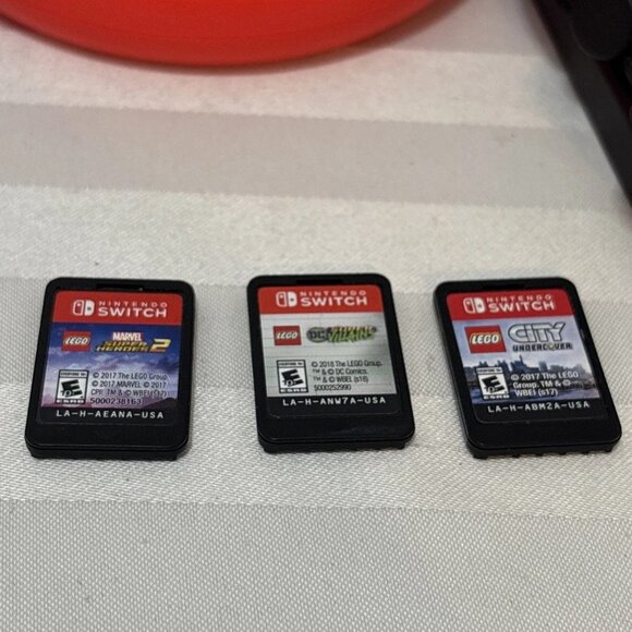 Nintendo Switch Console Bundle With 3 Games & Controller 2 Wheels - Picture 2 of 13